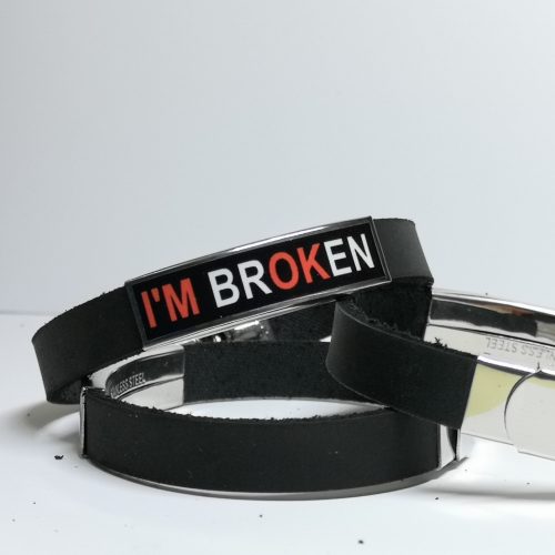 I’m broken – Red Highlight 